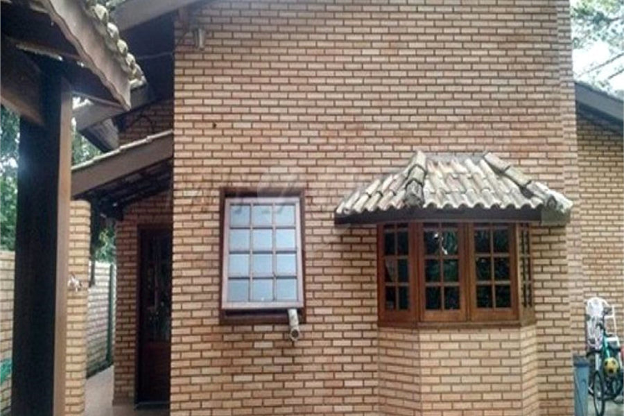 Casa à venda com 3 quartos, sendo 1 suíte, em Serra da Cantareira, Mairiporã, SP