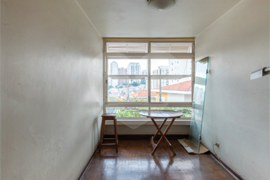 Casa Térrea à venda com 7 quartos, sendo 1 suíte, em Santana, São Paulo, SP