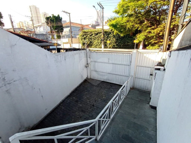 Casa à venda com 3 quartos, sendo 1 suíte,  em Saúde, São Paulo, SP