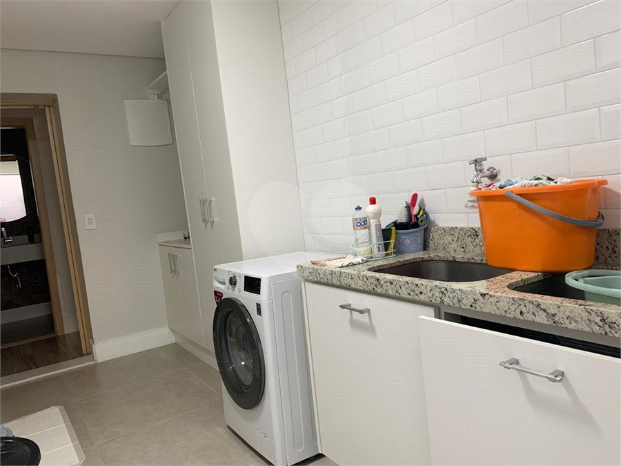 Sobrado à venda com 4 quartos, sendo 3 suítes, em Imirim, São Paulo, SP