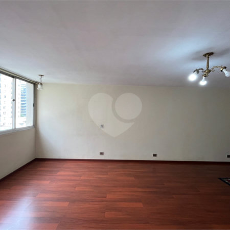Apartamento à venda com 3 quartos, sendo 1 suíte, em Itaim Bibi, São Paulo, SP