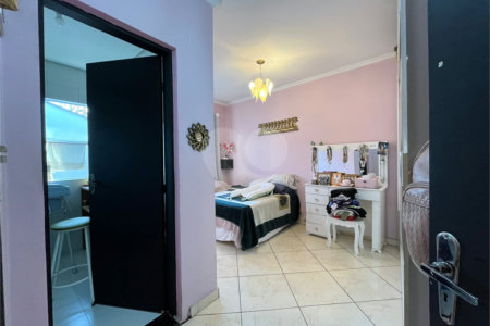 Casa à venda com 2 suítes em Jardim Santa Rosália, Sorocaba, SP
