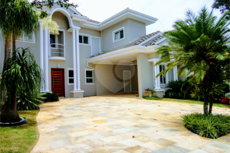 Casa à venda com 3 suítes no condomínio Residencial Jardim América, Vinhedo - SP