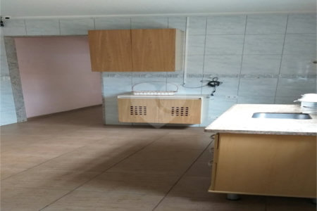 Sobrado à venda com 3 quartos em Chora Menino, São Paulo, SP