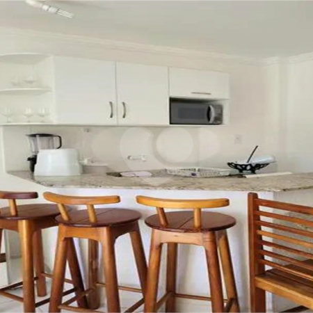 Apartamento à venda com 1 suíte em Taperapuan, Porto Seguro, BA