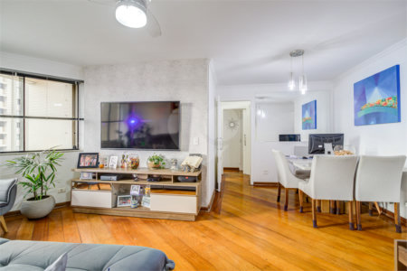 Apartamento à venda com 3 quartos, sendo 1 suíte, em Jardim Marajoara, São Paulo, SP