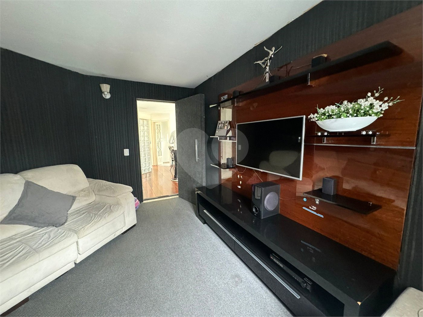 Casa à venda com 6 suítes no condomínio Arujá V, Arujá - SP
