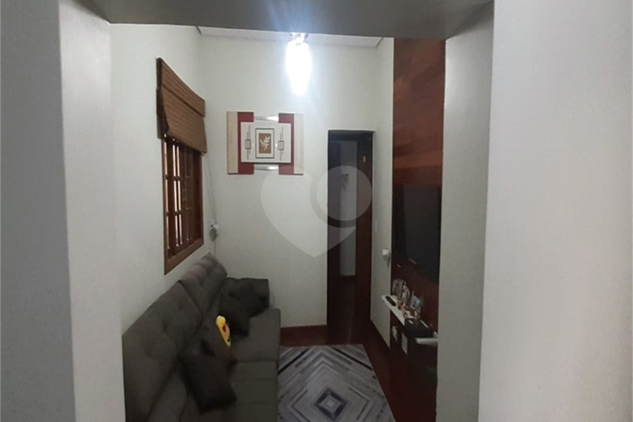 Casa à venda com 3 quartos, sendo 2 suítes, em Olho D'água, Mairiporã, SP