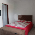 Casa à venda com 4 quartos, sendo 1 suíte,  no Centro, Salesópolis, SP