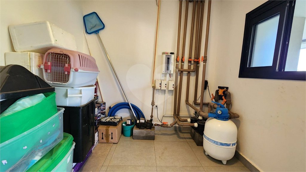 Casa à venda com 6 quartos, sendo 5 suítes, no condomínio Jardim Primavera, Louveira - SP
