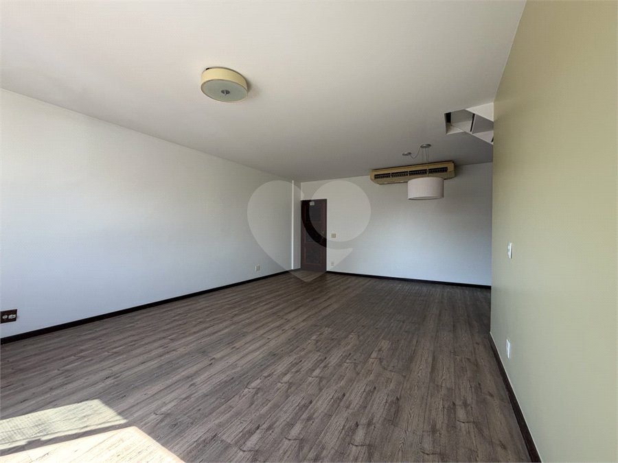 Cobertura à venda com 4 quartos, sendo 1 suíte, em Tijuca, Rio de Janeiro, RJ
