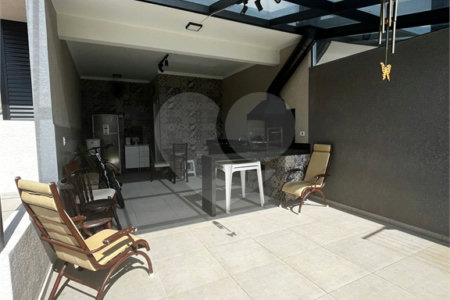 Casa Térrea à venda com 3 suítes em Jardim dos Pinheiros, Atibaia, SP