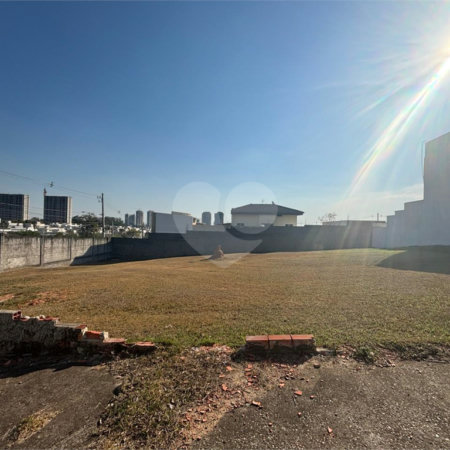 Terreno à venda no condomínio Portal da Primavera, Sorocaba - SP