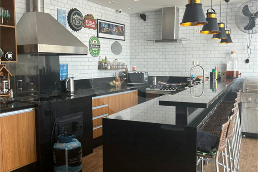 Casa à venda com 4 suítes no condomínio Residencial Jabuticabeiras, São Paulo - SP