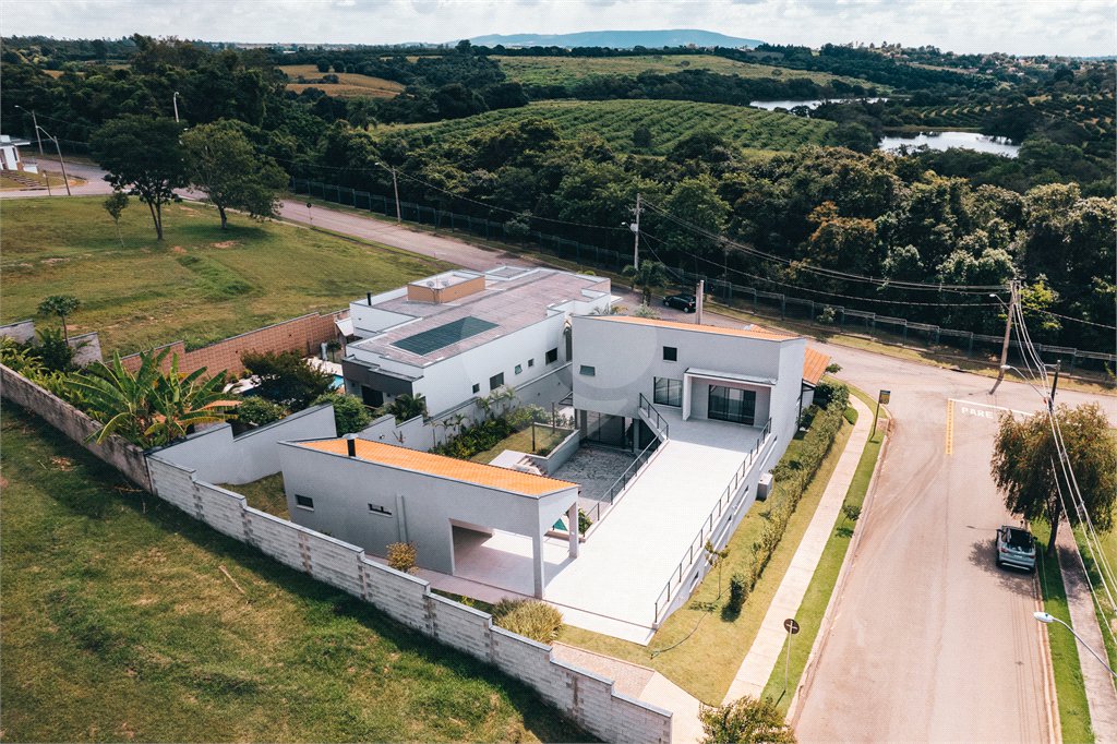 Casa à venda com 4 suítes no condomínio Fazenda Jequitibá, Sorocaba - SP