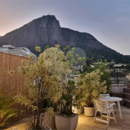 Cobertura à venda com 3 quartos, sendo 2 suítes,  em Lagoa, Rio de Janeiro, RJ