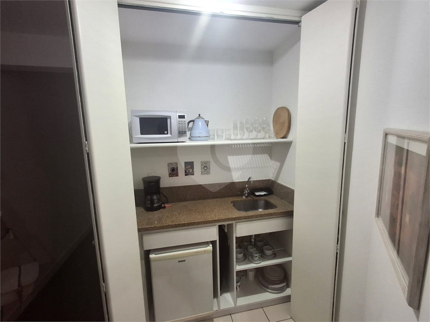 Apartamento à venda ou para alugar com 1 quarto em Cerqueira César, São Paulo, SP
