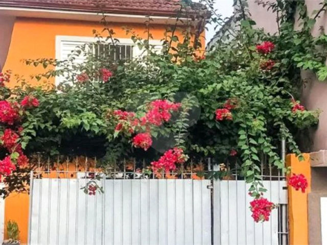 Sobrado à venda com 5 quartos, sendo 1 suíte,  em Parque Edu Chaves, São Paulo, SP