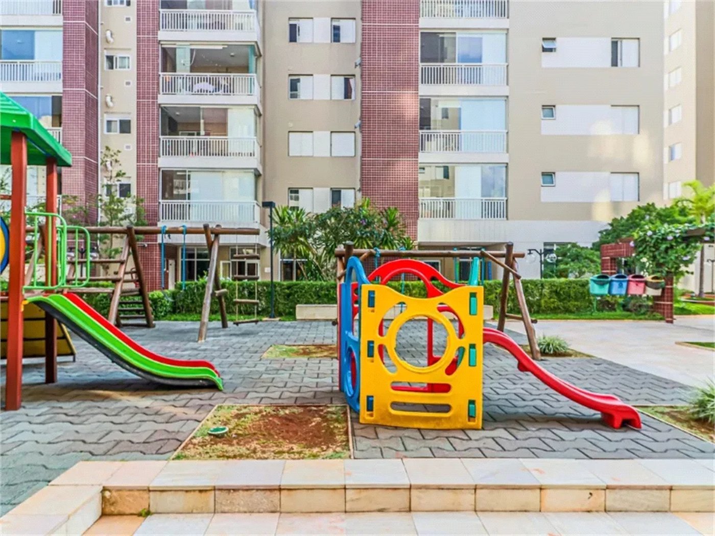 Apartamento à venda com 3 quartos, sendo 1 suíte,  em Vila Polopoli, São Paulo, SP