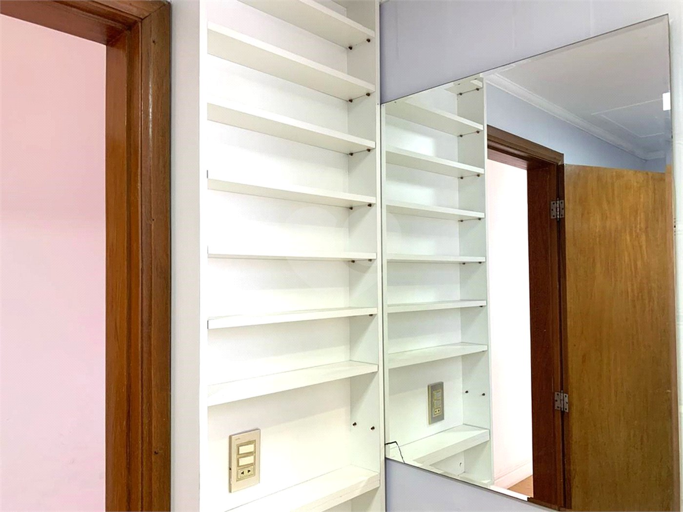 Apartamento à venda com 3 quartos, sendo 1 suíte,  em Bela Aliança, São Paulo, SP