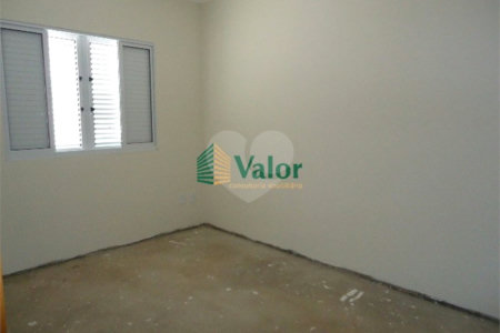 Casa no Condomínio Quebec, com 4 dormitórios, sendo 1 suíte.