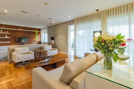 Apartamento à venda com 4 suítes em Vila Mariana, São Paulo, SP