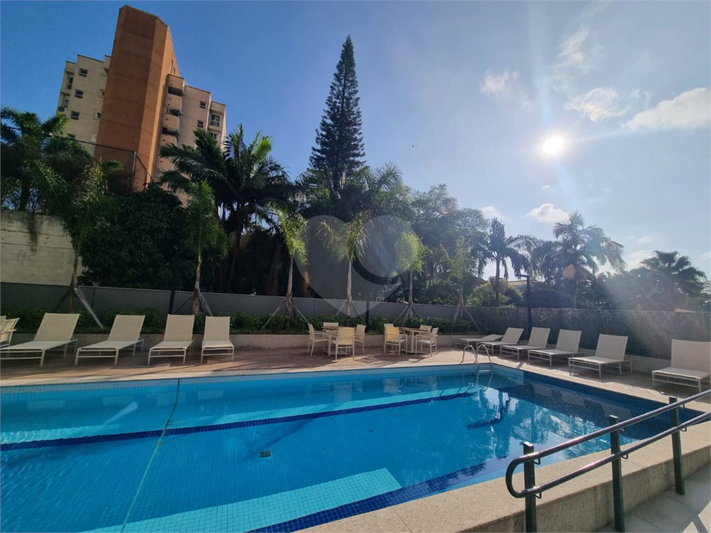 Apartamento à venda com 3 suítes em Jardim Prudência, São Paulo, SP