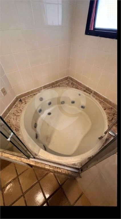 Apartamento à venda ou para alugar com 3 quartos, sendo 1 suíte, em Vila Andrade, São Paulo, SP