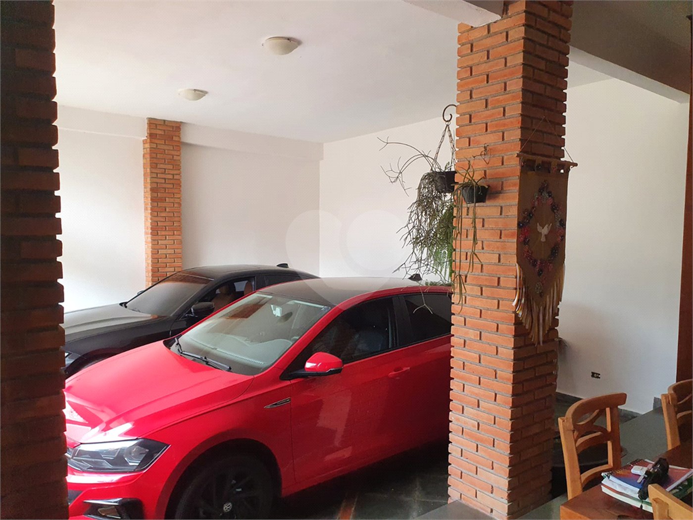 Casa à venda com 4 quartos, sendo 2 suítes,  em Mogi Moderno, Mogi das Cruzes, SP