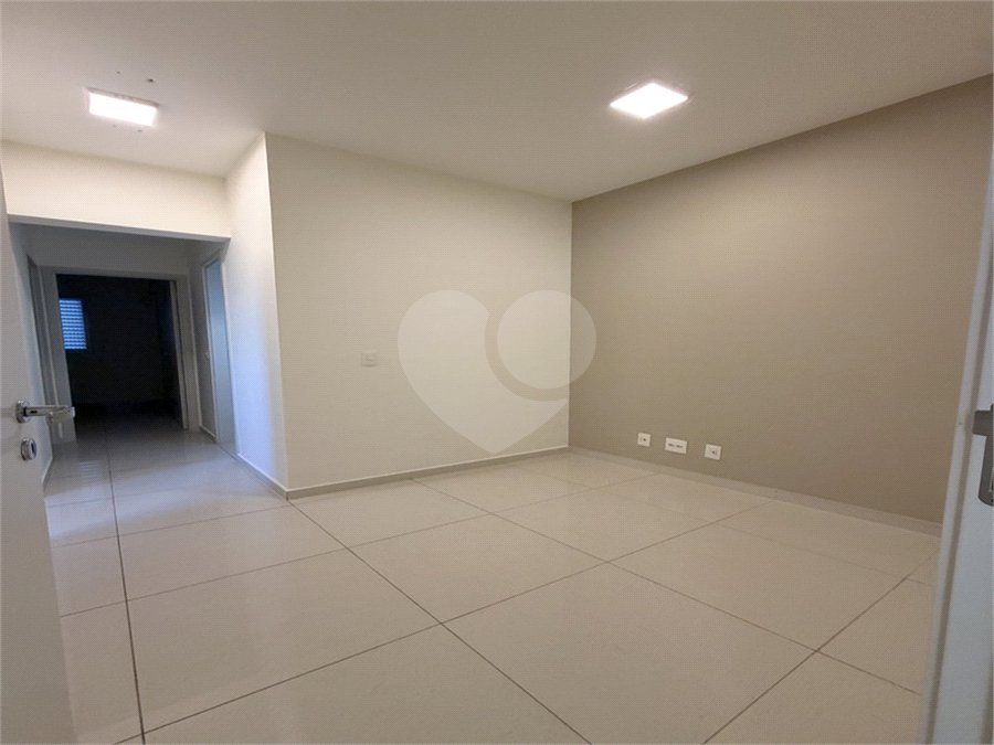 Apartamento para alugar com 2 quartos, sendo 1 suíte,  em Vila Suissa, Mogi das Cruzes, SP