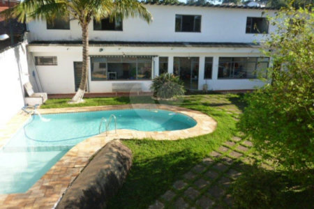 Casa Térrea à venda com 4 quartos, sendo 1 suíte,  em Tucuruvi, São Paulo, SP