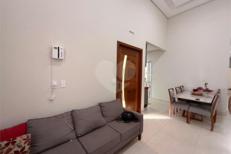 Casa à venda com 3 quartos, sendo 1 suíte, no condomínio Vila Rica, Indaiatuba - SP
