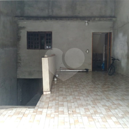 Casa à venda com 1 quarto em Água Vermelha, Poá, SP
