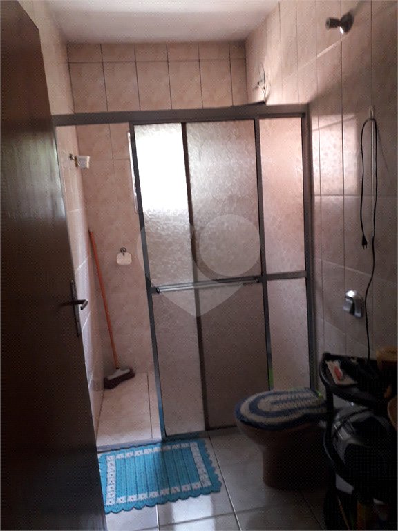 Casa à venda com 3 quartos, sendo 1 suíte, no condomínio Luís de Oliveira Bulhões, São Paulo - SP