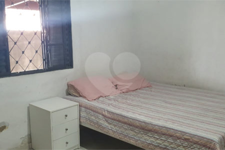 Casa Térrea à venda com 3 quartos em Vila Mazzei, São Paulo, SP