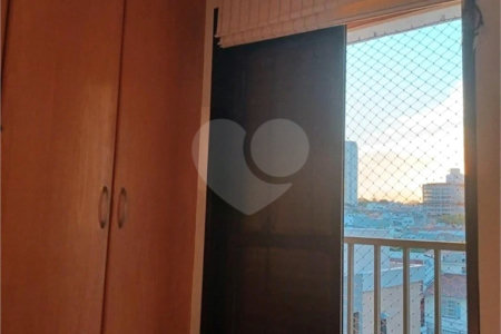 Apartamento a venda na Saúde de 80 metros com 3 dormitórios 1 suíte, 2 vagas e Depósito.