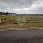 Lote com 376 m² à Venda em Condomínio Fechado