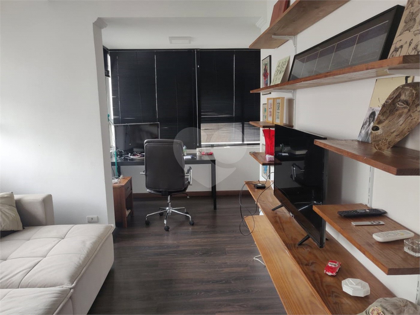 Apartamento à venda com 3 quartos, sendo 2 suítes, em Jardim Paulista, São Paulo, SP