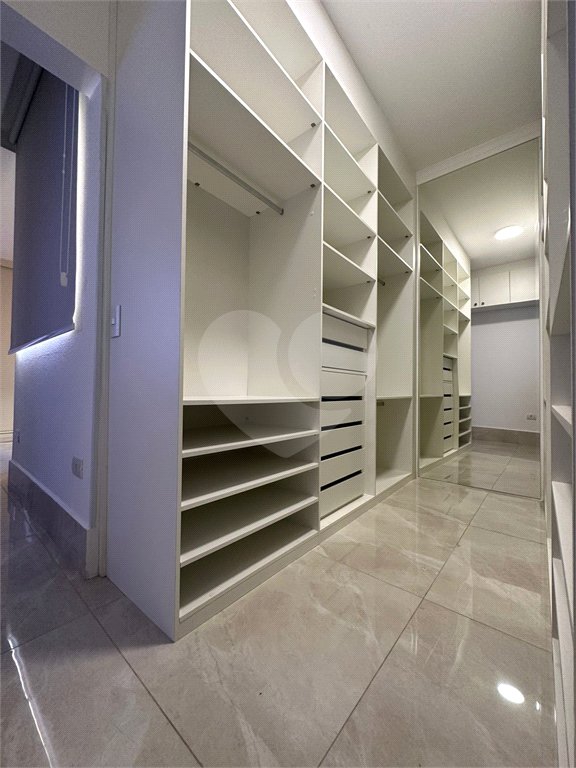 Casa à venda com 3 quartos, sendo 1 suíte,  no condomínio Horto Florestal Villagio, Sorocaba - SP