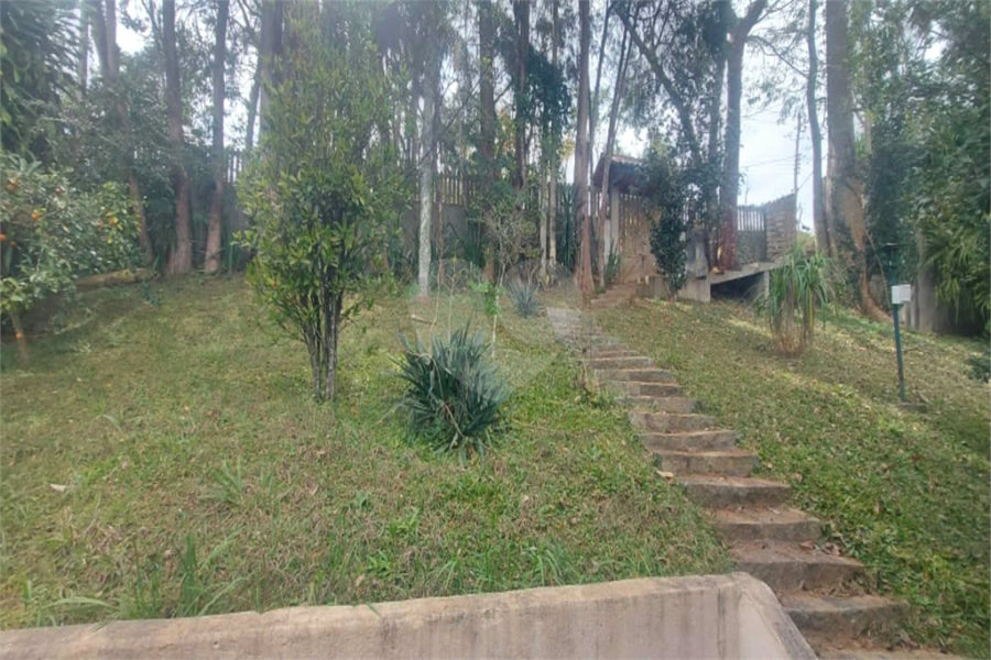 Casa à venda com 3 quartos no condomínio Cinco Lagos, Mairiporã - SP