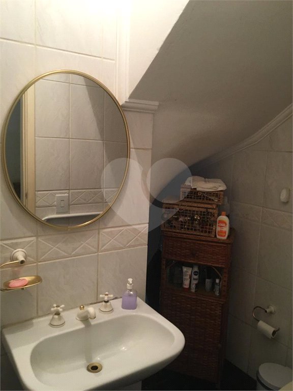 Sobrado à venda com 4 quartos, sendo 2 suítes, em Parada Inglesa, São Paulo, SP