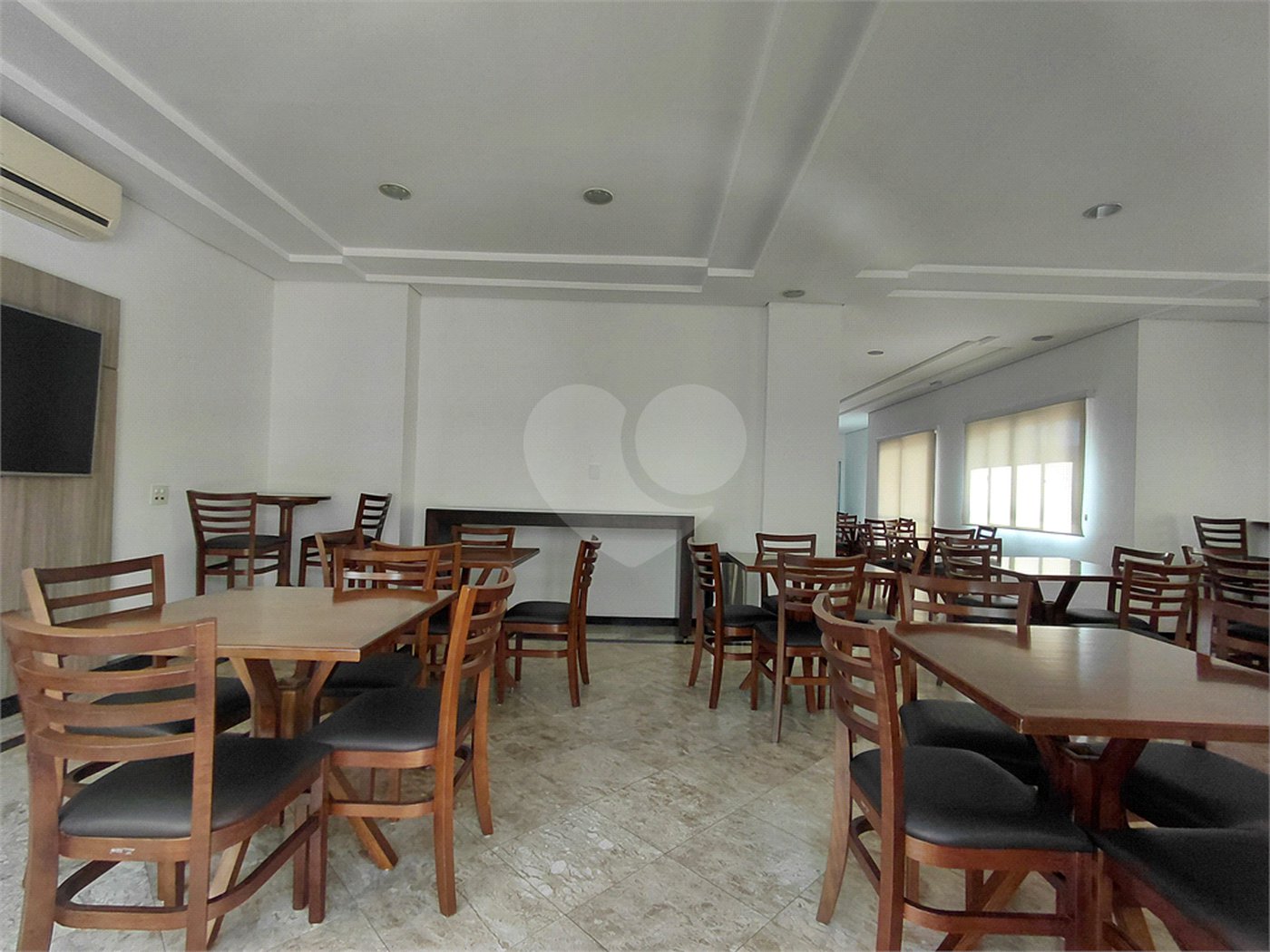 Apartamento à venda com 3 suítes em Vila Romana, São Paulo, SP