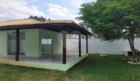 Terreno em condomínio à venda com 3 quartos, sendo 2 suítes,  em Caravelas, Armação dos Búzios, RJ