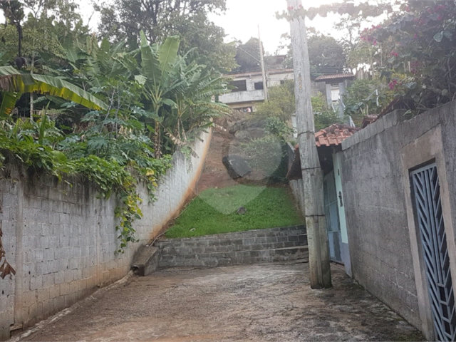 Terreno à venda em Santa Inês, Caieiras, SP