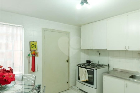 Sobrado à venda com 2 quartos em Campo Belo, São Paulo, SP