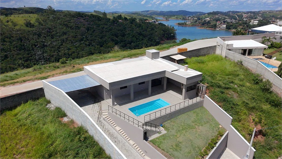 Casa com 3 dormitórios à venda, 265 m² por R$ 1.100.000,00 - Centro - Igaratá/SP