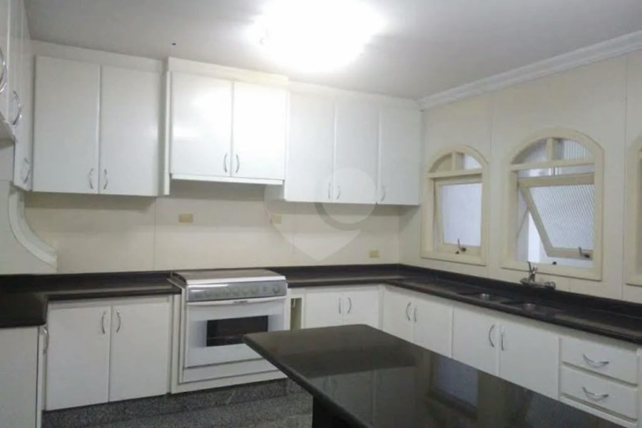 Casa à venda com 4 quartos, sendo 3 suítes, em Vila Maria, São Paulo, SP