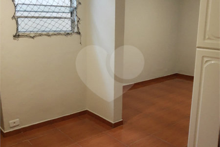Sobrado à venda com 3 quartos, sendo 1 suíte, em Jardim Helga, São Paulo, SP