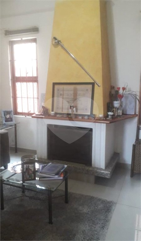 Casa à venda com 3 quartos, sendo 1 suíte,  em Vila Oliveira, Mogi das Cruzes, SP