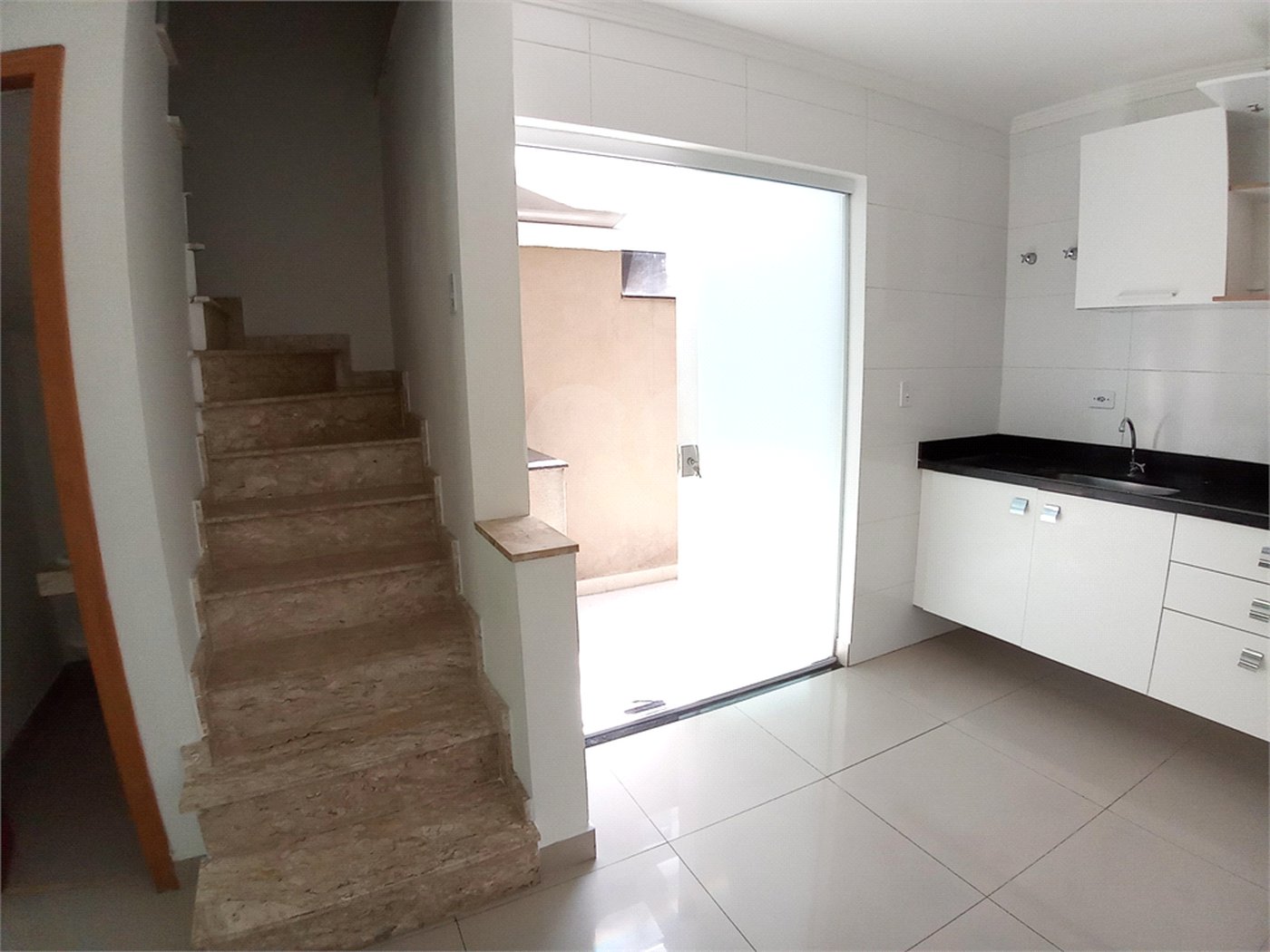 Casa à venda com 2 suítes no condomínio Residencial Vista Vila Guilherme, São Paulo - SP